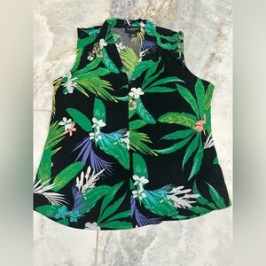 Liz Claiborne Green and White Buttoned Blouse